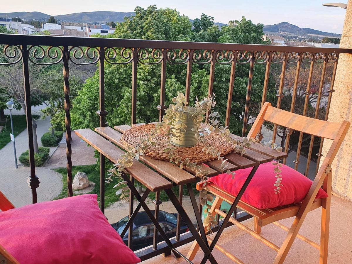 Apartamento Alameda Garden Yecla Kültér fotó